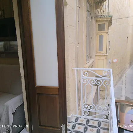Birgu'S Central Traditional Apartment Exterior photo
